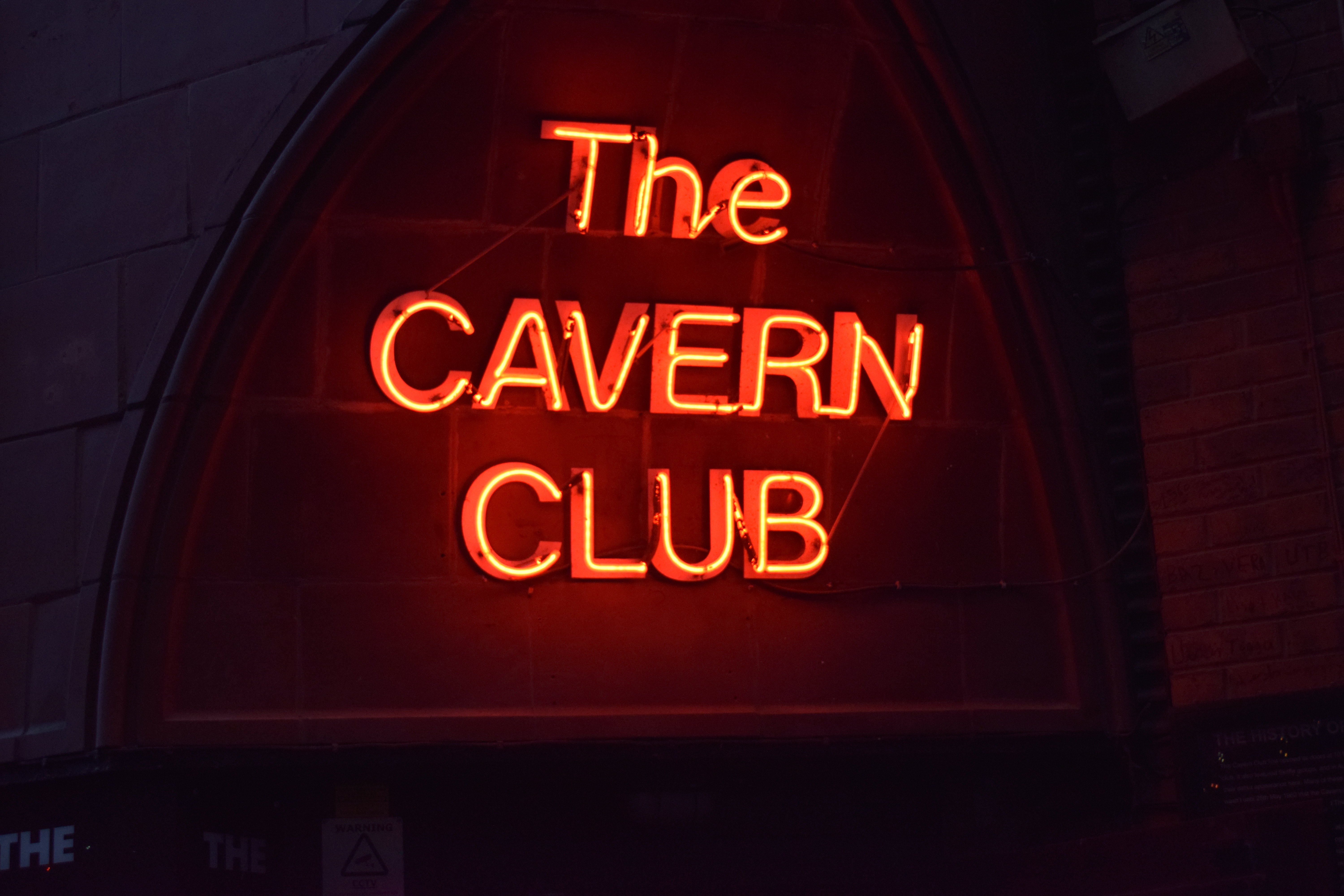 Sign of the Cavern Club